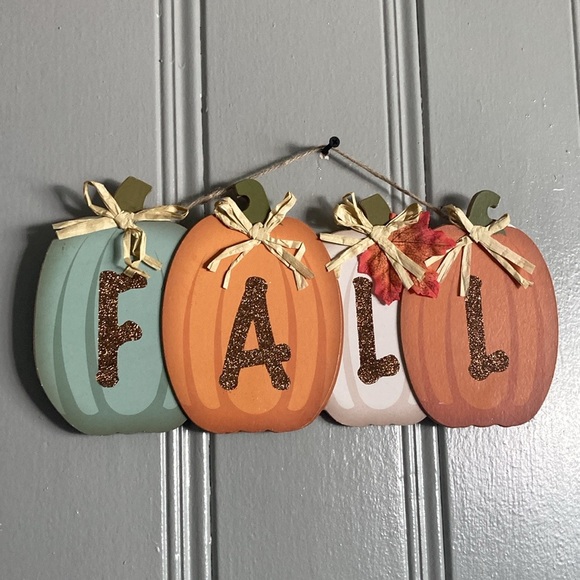 NWT- Beautiful Brown Glittered FALL Colorful Pumpkins Decoration Sign 🍁 - Picture 3 of 16
